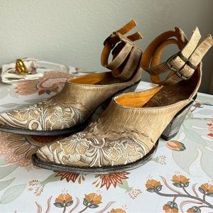Old Gringo womens size 7 Erin ankle strap mule booties Western Snip toe Boots